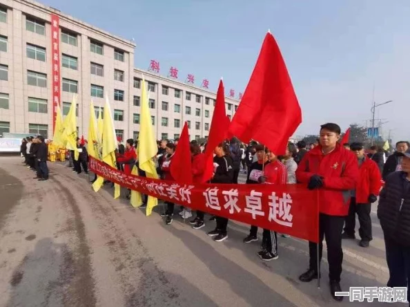 火炬之光，无限革新探险，自动拾取功能开启，36字以上畅享轻松冒险之旅